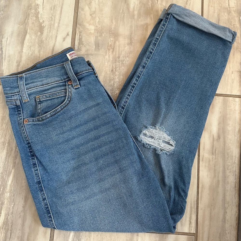 Signature by Levi Strauss Blue Boyfriend Jeans, Size 6 - W28